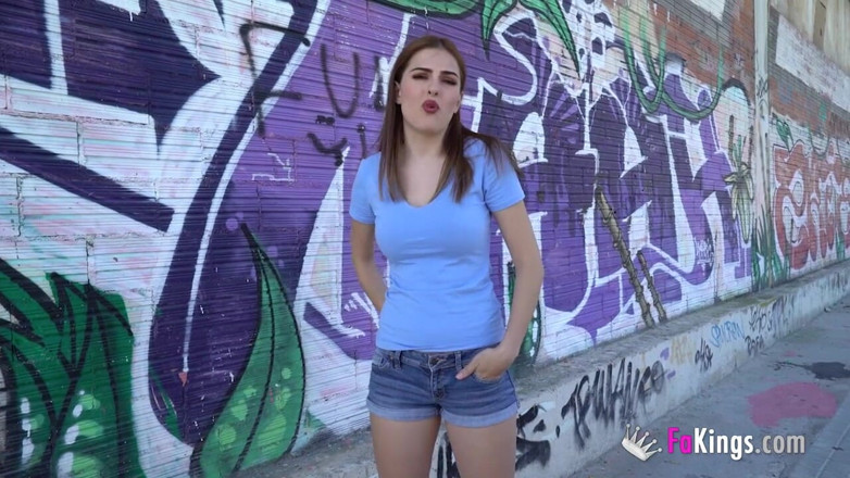 FAKings: College babe fucks men outdoor in her free time: meet...