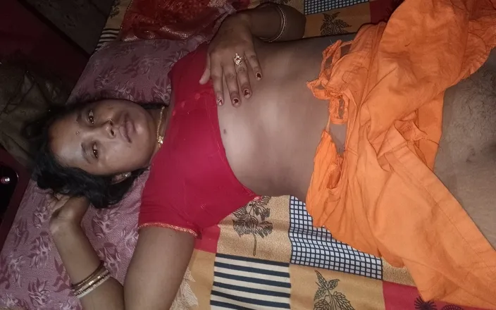 HottishDot28: Romantic Shocking with First Time Village Housewife with Boobs Close...