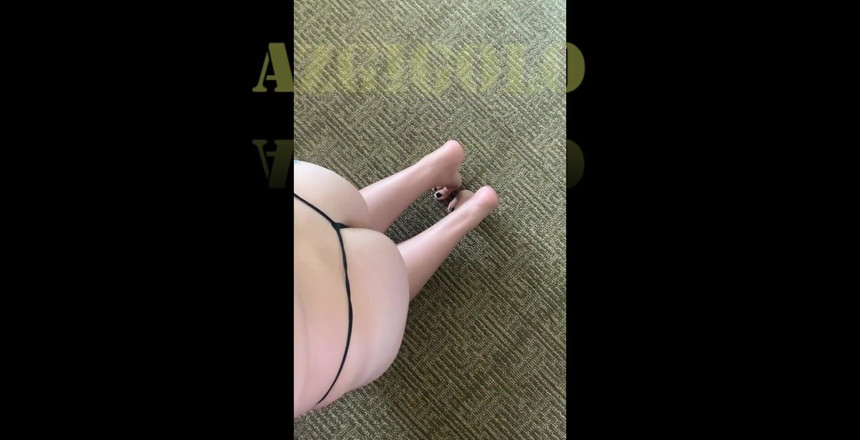 AZGIGOLO: wickedaveenaは、彼女の寝取られた夫が私にメッセージを送って、もう一度彼女の脳をファックできるかどうか尋ねたとき、ストレスの多い一週間を過ごしていました。