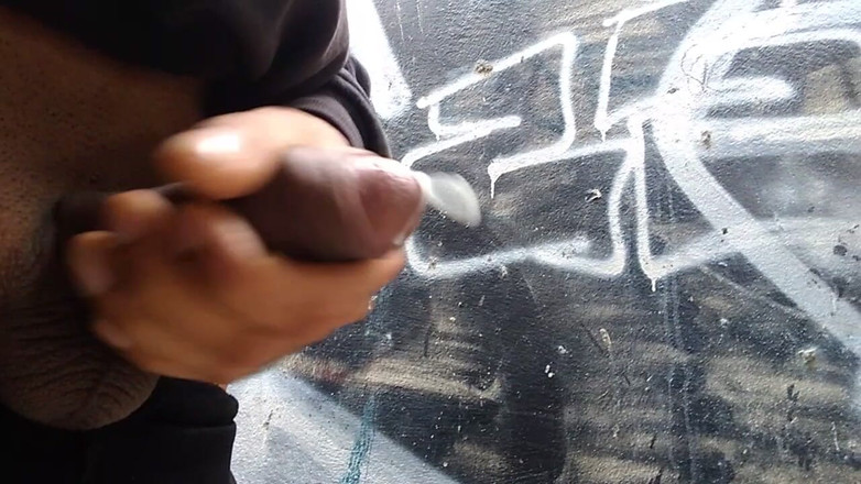 AlexAlejandro13: Morboso nel vicolo all'aperto