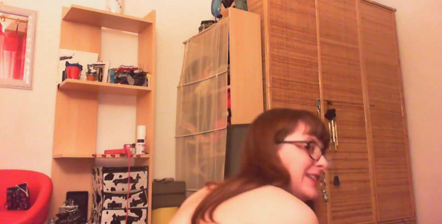 Nicoletta Embassi: Uimitoare futai dur în cur cu pumnul și masturbare anală