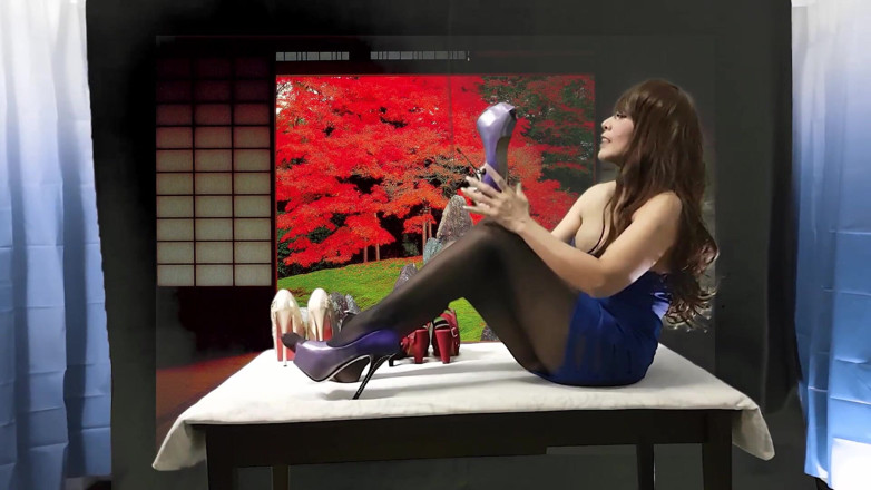 Asian Pussy Vision: Adoro i miei tacchi alti! E voi li adorerete!