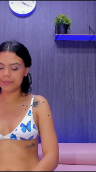 Hot Latina Does a Deep Throat Show with Her Neighbor