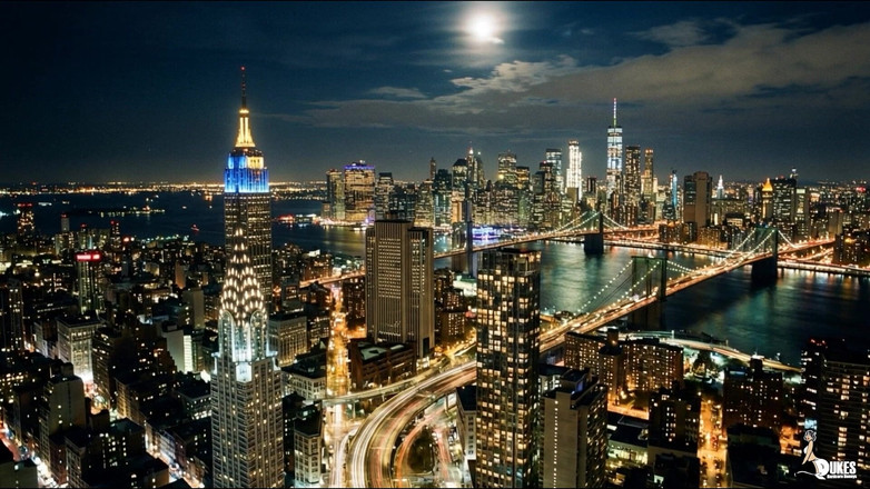 Dukes Hardcore Honeys: Il Capo Nero Invita La Sua Culona Lesbica Ad Andare...