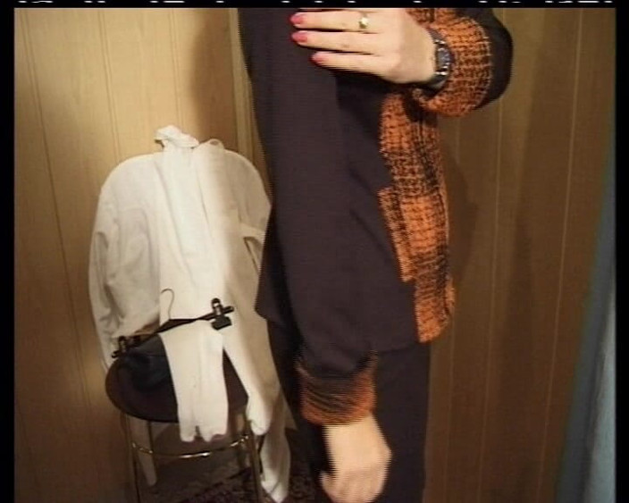 Deutsche Madchen: Watch How This German Lady Get Ready for the Night