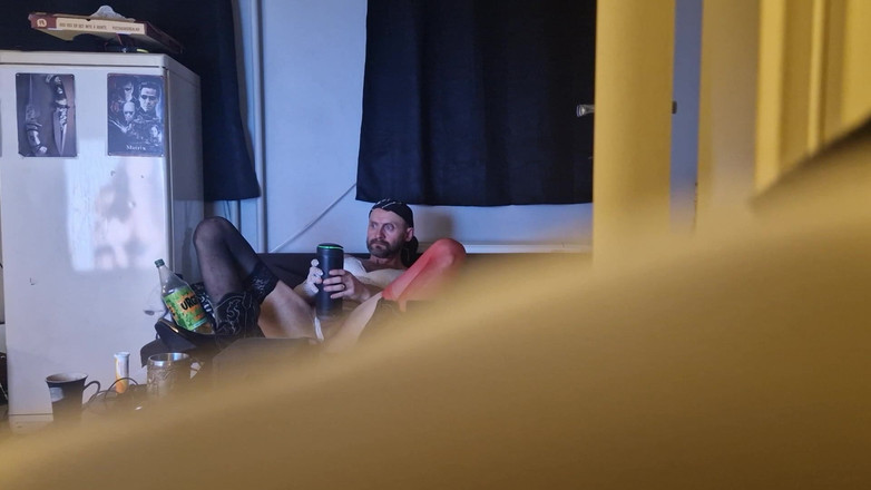 Vixen Willer: Aranıyor üretim - kırmızı beyaz siyah yeni kıyafet