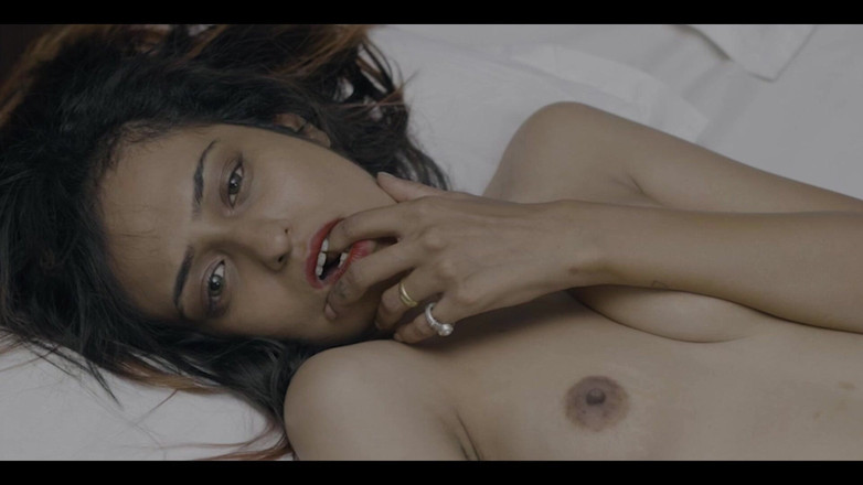 Triflicks: Tanvi Patil Solo Uncut