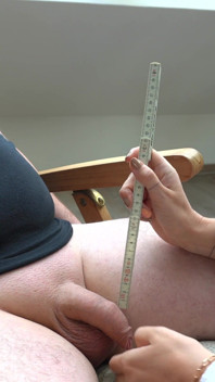 Sexy Business Woman Measuring Bosses Cock to Get a 69 Position Oral Cumshot - Projectfundiary