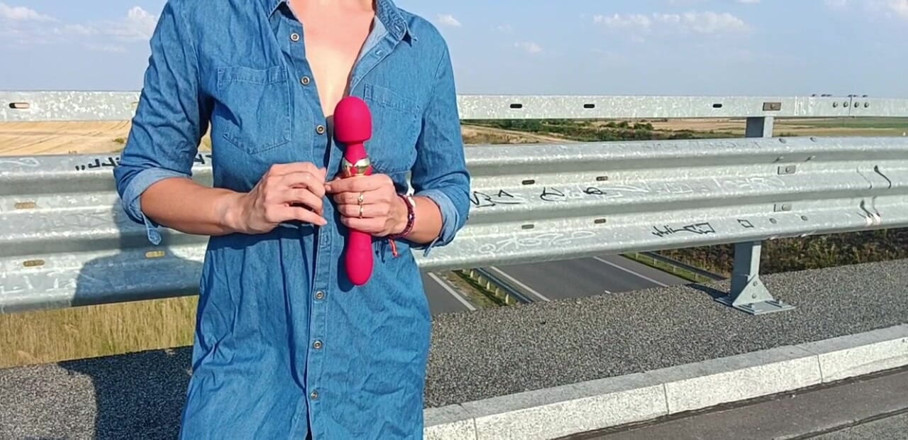 JonDickFlash: Masturbation on a Busy Street Completely Naked