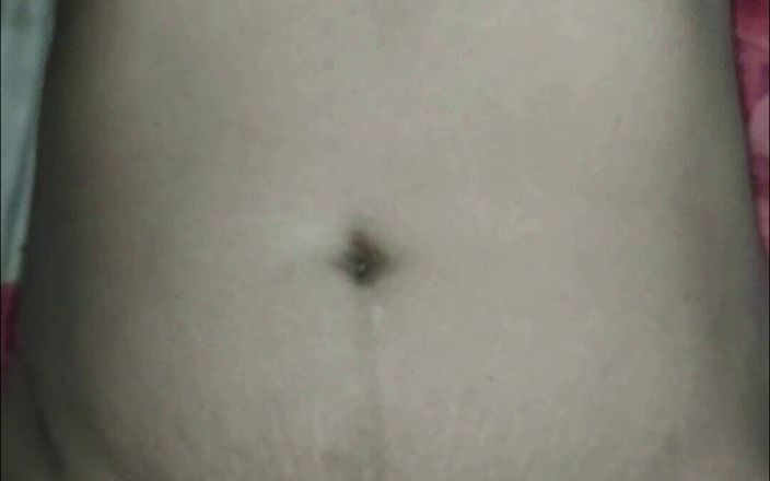 BigAssWifePks: 巴基斯坦成熟的家庭主妇展示她紧致的屁股洞大奶子和宽阔的阴户