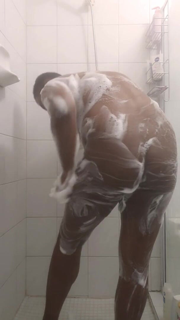 Denim Tiger: A steamy shower