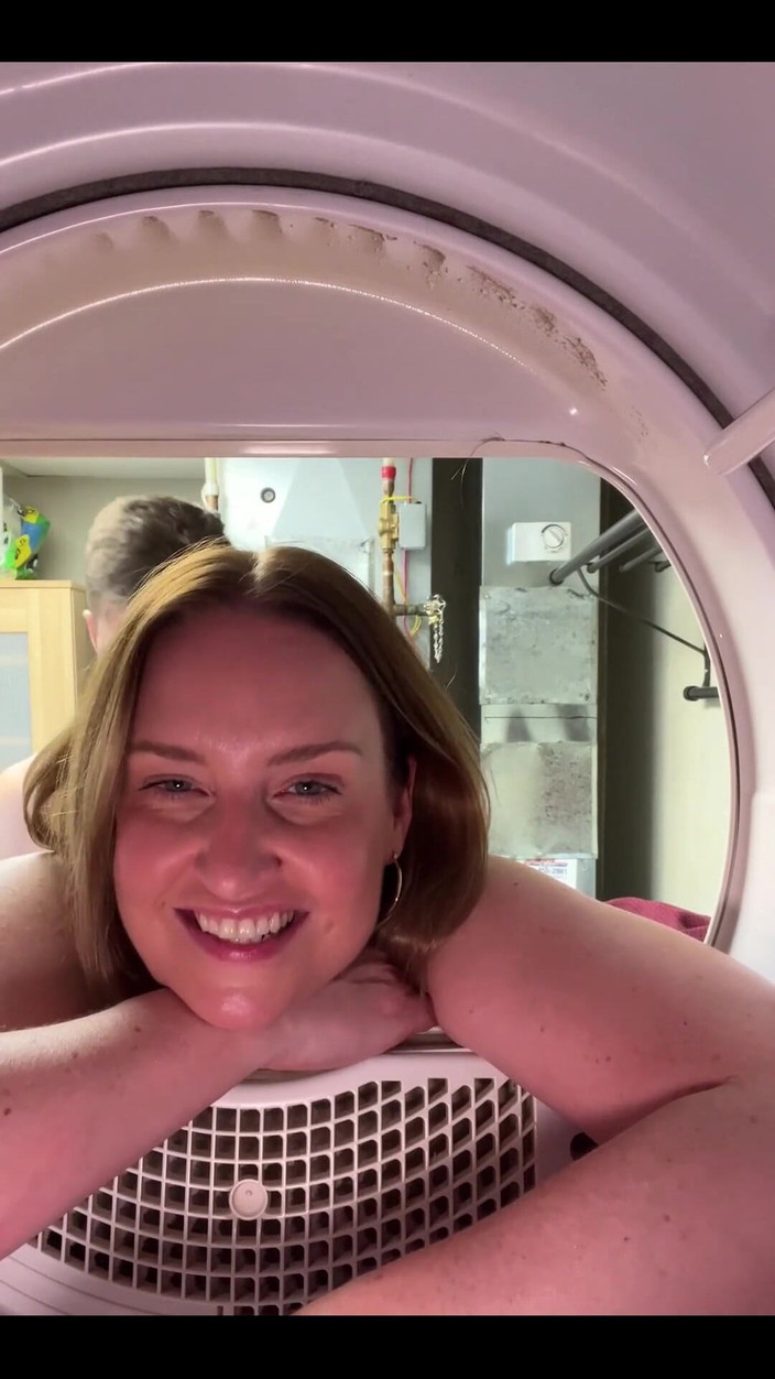 Avril Showers: I Got Stuck in the Dryer, Fucked Out of It...