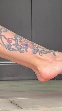 I miei bei piedi ed i miei footjob