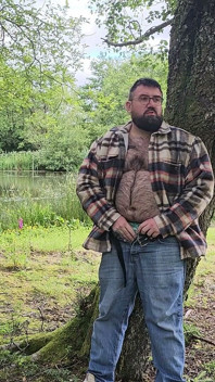Um urso goza na floresta?