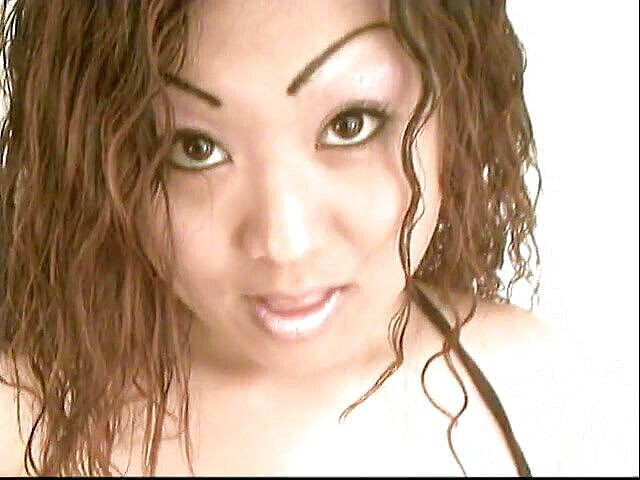 Spungy Gunk Films: Mila Yung - de pantyfabriekauditie