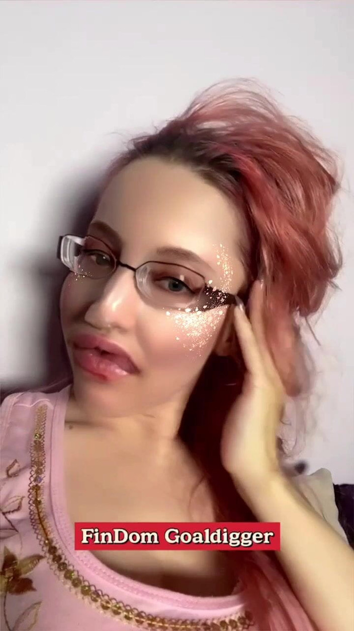 FinDom Goaldigger: Prosí o posedlost!