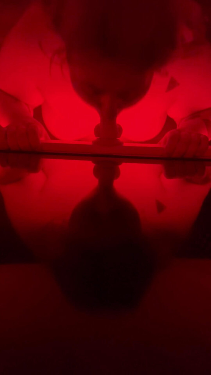 Quinnicide: Grandota milf hace garganta profunda con consolador desordenado en primer...