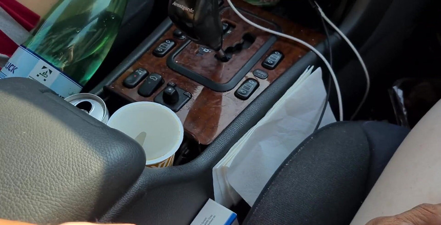 Prettyboi2000x: 차에서 남자를 사정할 때까지 불고 - Prettyboi2000x