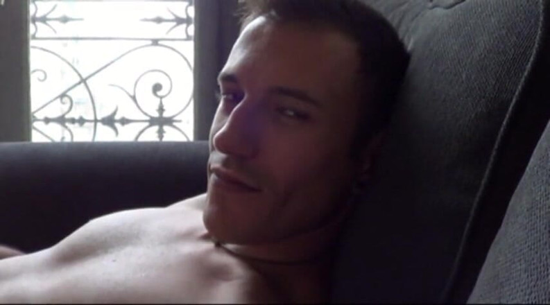 Sneaker gay: Muscle straight fucked by top gay in jogging and sneakers