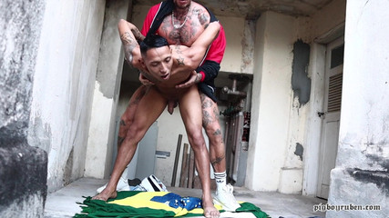 PIGBOYRUBEN: Ragazzi gay che vengono cestinati con la sborra 4