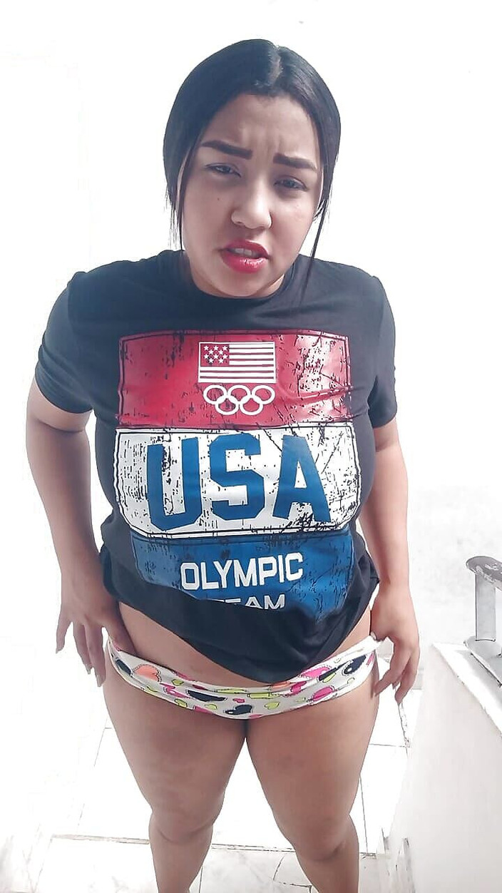 Pikaa6: İri güzel kadın büyük götlü genç latin üvey erkek kardeşinin büyük...