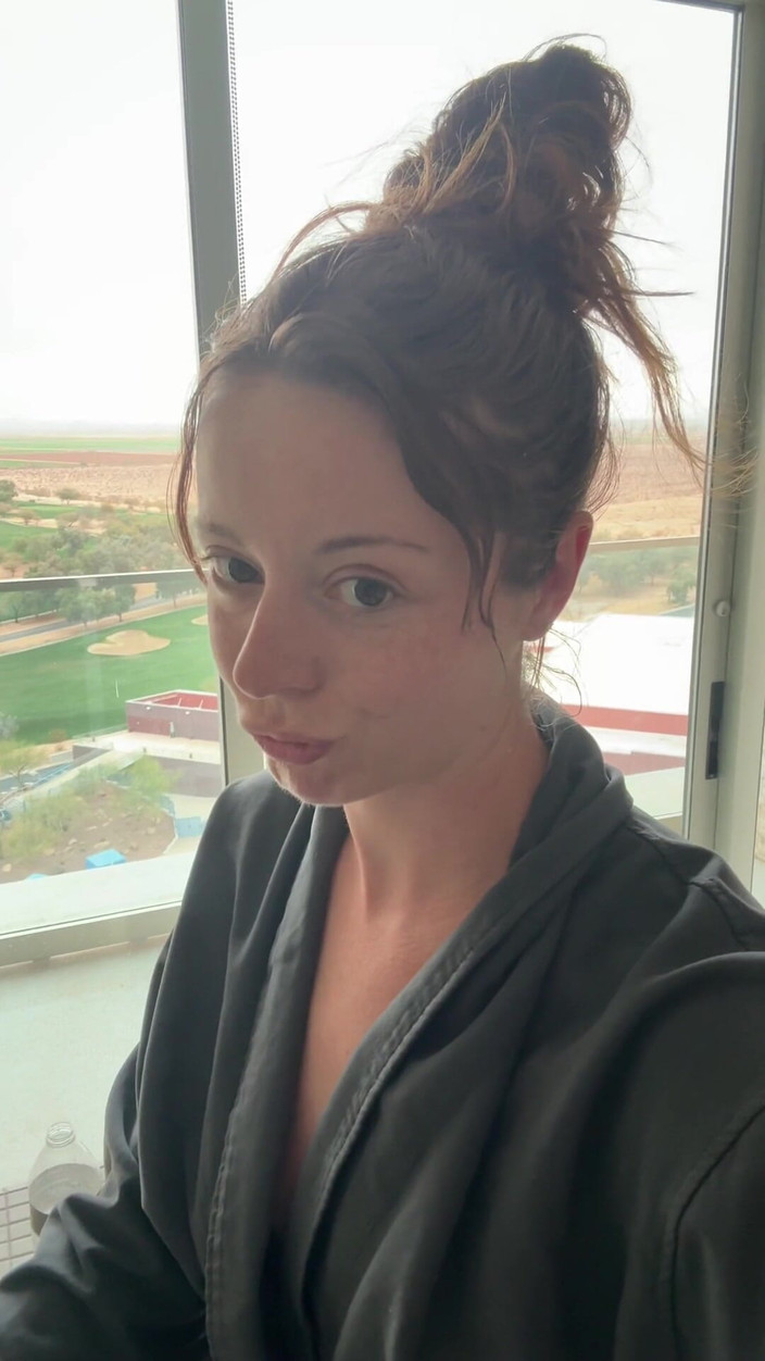 Nadia Foxx: Aku Lagi Asik Muncrat di Kamar Mandi Spa | Orgasme Berisiko