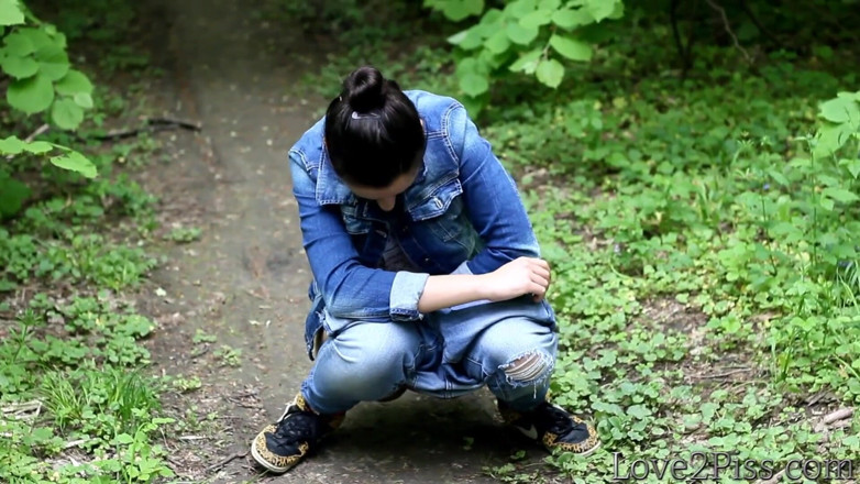Love 2 Piss: Peeing on the side of the road and many other...