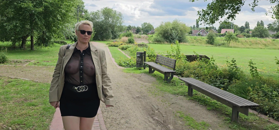 UserBitch1: In the City Park
