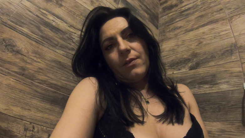 MilfyCalla: Beautiful Latina Girl Masturbating While Peeing 153