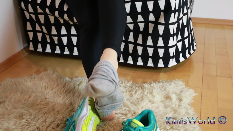 KimisWorld: Punčocháče a běžecké boty