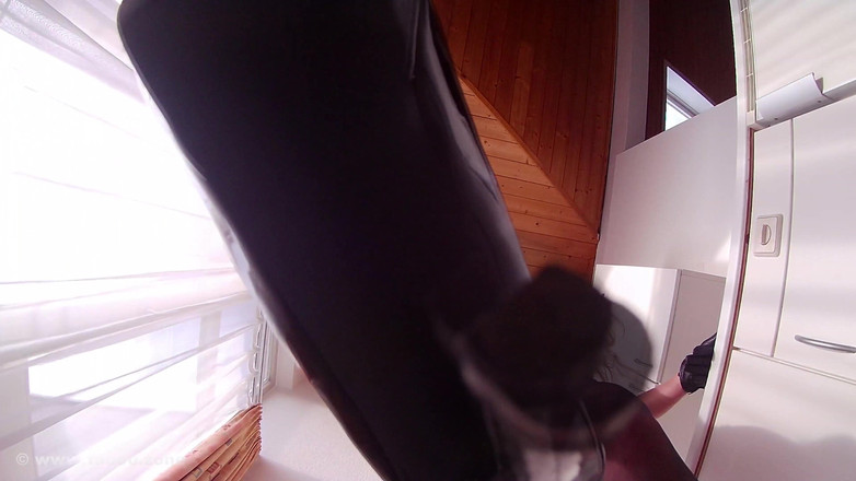 TabooZone: Sudut pandangan pertama femdom Jerman