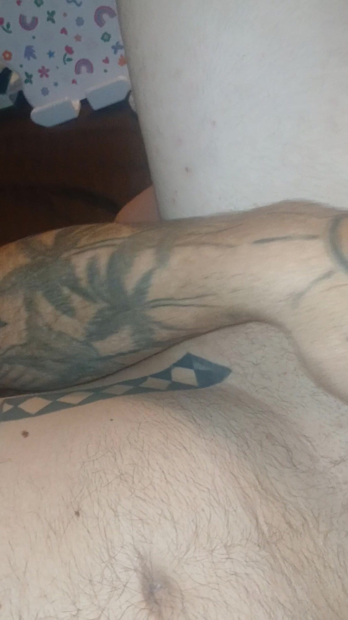 Harley Paradise: Przyrodnia siostra rucha mnie w zwolnionym tempie