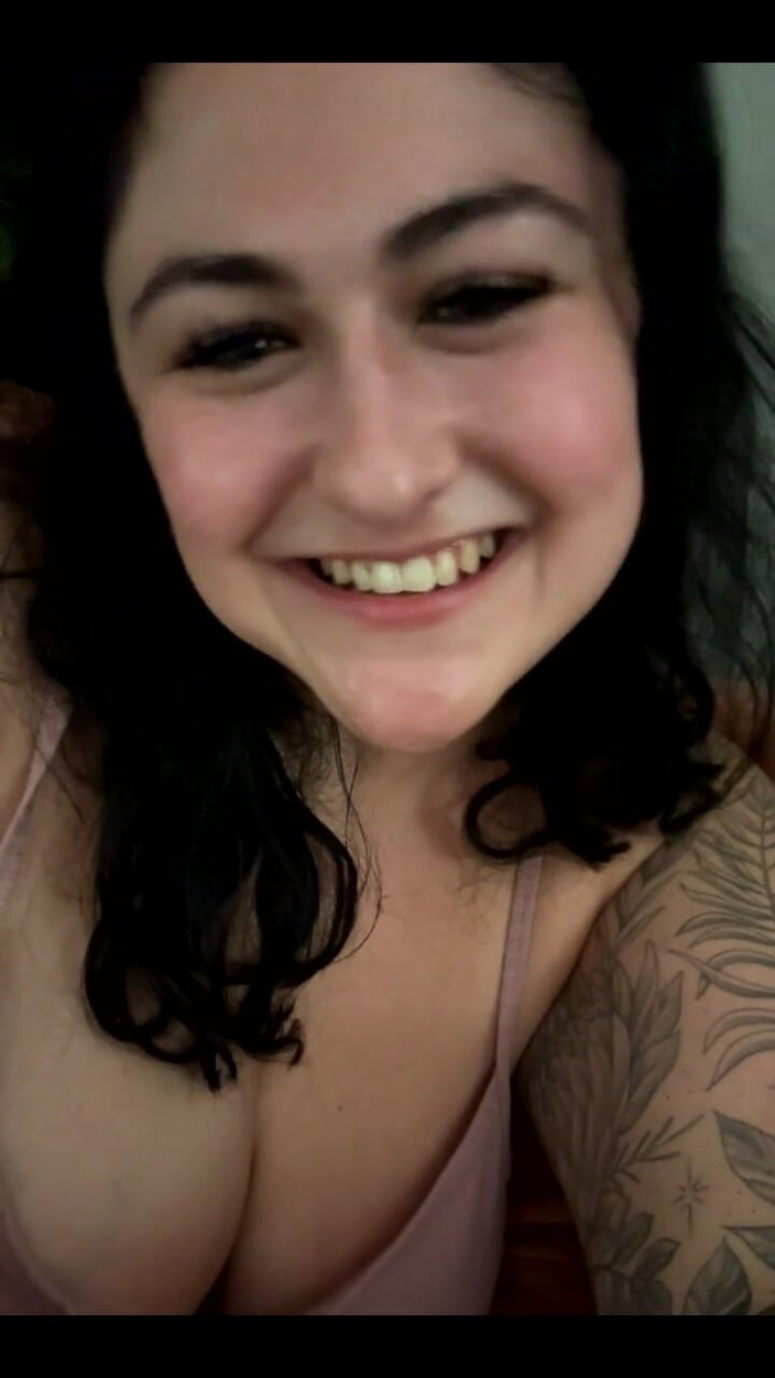 Josie Jaxxon: Čas příběhu! Šel jsem domů s tetovací umělkyní!