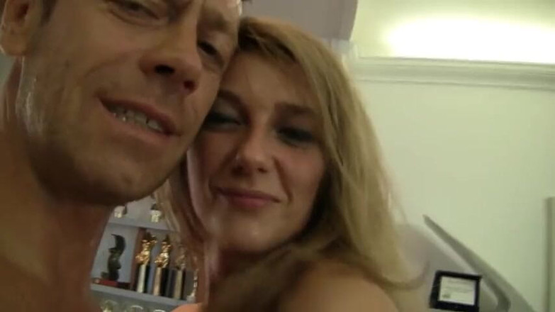 Dat Ass: Blonde bitch fucked in her ass by big cock