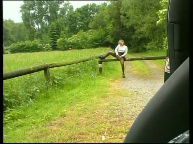 German Amateur Teens: Claudia 18yo Is Fucked in the Car