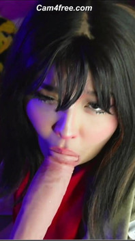 Cute Egirl Sucking Her New Toy