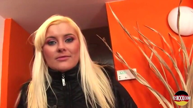 123XXX - 100% Amateurs: Twój kutas eksploduje, gdy zobaczysz te trzy wspaniałe lesbijki