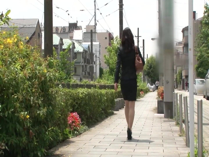 JAPAN IN LOVE: Elegant slampig japansk scen-4 elegant japansk brunett slutar knulla med...