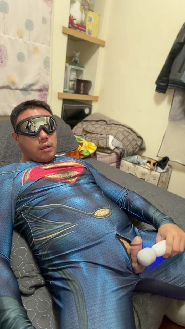 Bear Li: Fat Superman Is in Spring