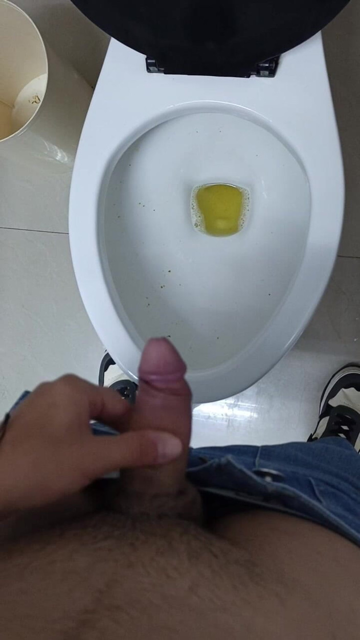 charlessteel: Hot and Dirty Piss Compilation