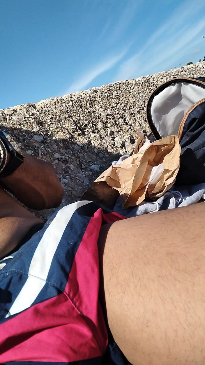 Boy top Amador: 해변에서 매우