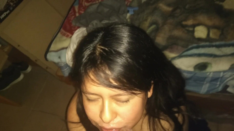 Oriane_Suck_Roses: Solo una sveltina prima dell'arrivo di mio marito, il mio...