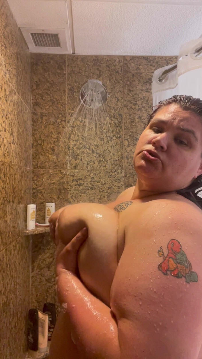 Raven Belle: Ganz natürliche bBW-dusche