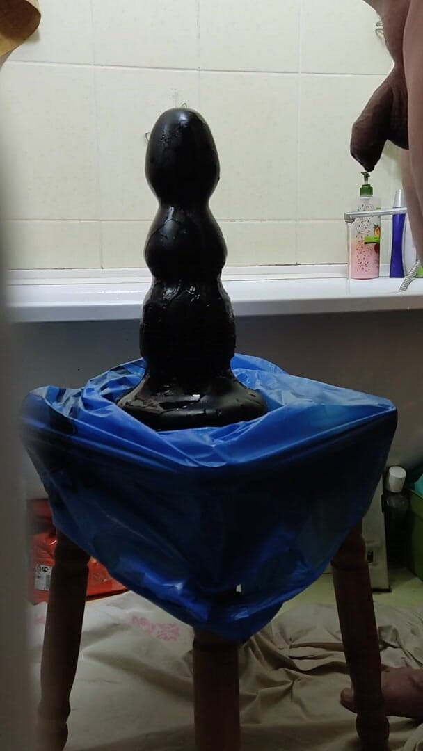 Goldass50: It's hard! huge dildo