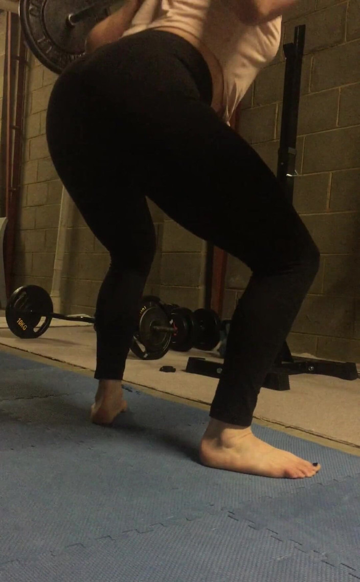 Michellexm: Antrenament cu curul în colanți