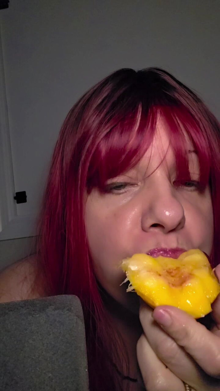 LustyPeachesofSin: Peaches and Cream ASMR