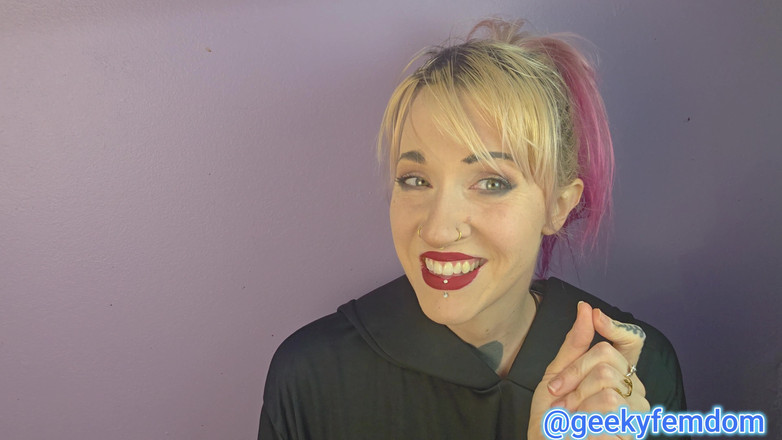 Geeky Femdom: चिल्लाओ वर्जिन बचाव का रास्ता