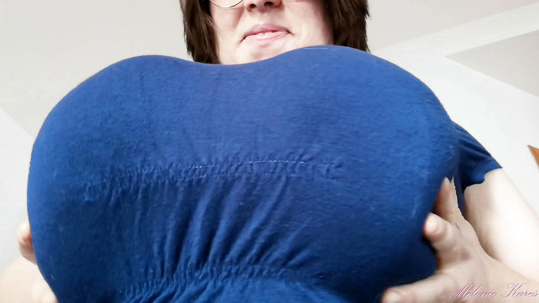 Melonie Kares: Buổi hẹn hò vú bự của Bernie