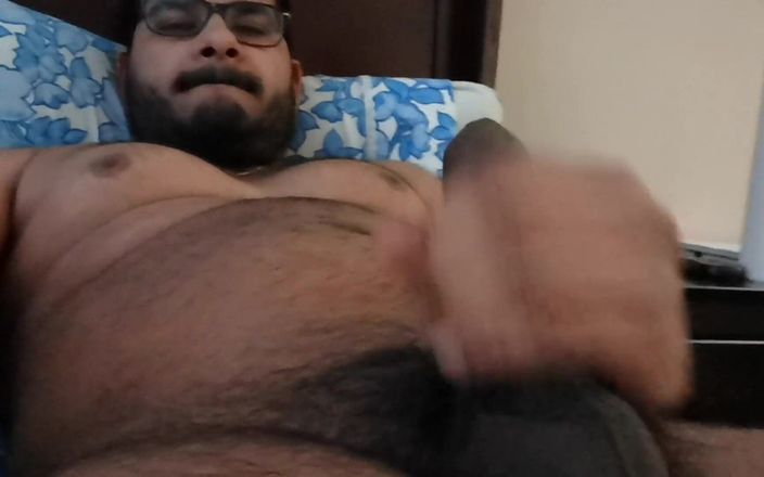 BaljeetNaked: Thủ dâm nửa đêm