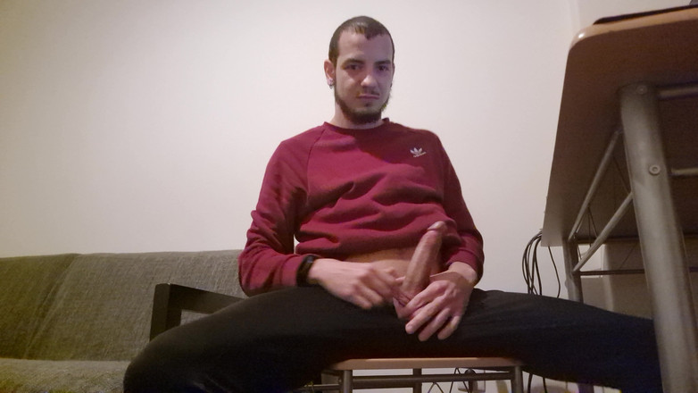 Fitguywithbigdick: Orgasme mani muncrat berkali-kali sampai gemetar gila banget